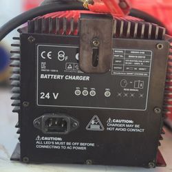 24V Industrial Battery Charger Model HB600-24B