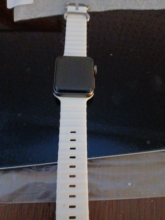 Apple Watch 38mm Series 3