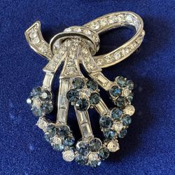 JBK Jackie Kennedy Camrose & Kross Sapphire Blue Crystal Floral Spray Brooch COA