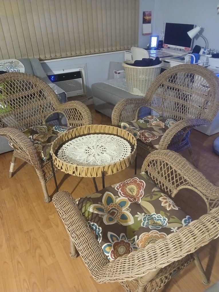 Pier One Imports Patio Set