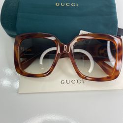 Gucci Oversized Sunglasses Authentic 