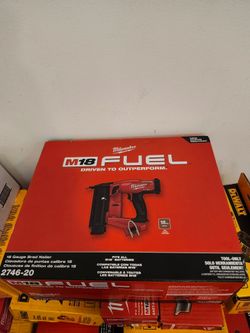 M18 Brad Nailer