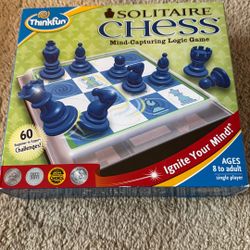 ThinkFun Solitaire Chess