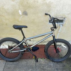 Elite BMX Bike 20" Gray/Black Steel Frame BMX Bar U-Brake Adjustable Seat - USED