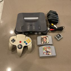Nintendo 64 With Mario Kart Goldeneye N64 