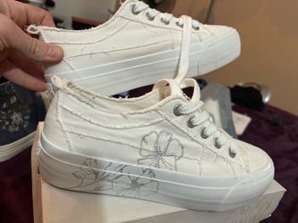 Blowfish Malibu White Canvas Platform Sneakers