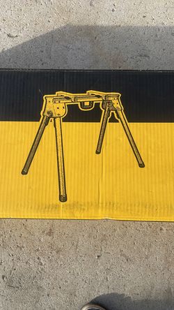 DEWALT Heavy Duty Work Stand with Miter Saw Mounting Brackets