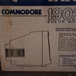 Commodore Monitor 1902 Works NEED SOLD NOW