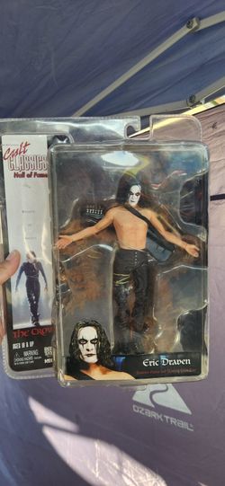 The Crow Figurine