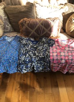 Scrubs tops