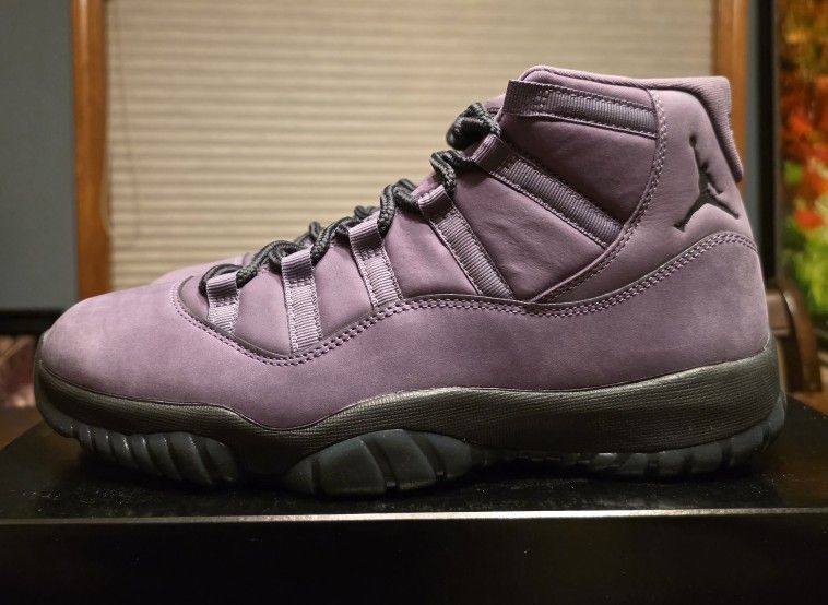 Jordan 11 Mohave Las Vegas In Men's 10.5 