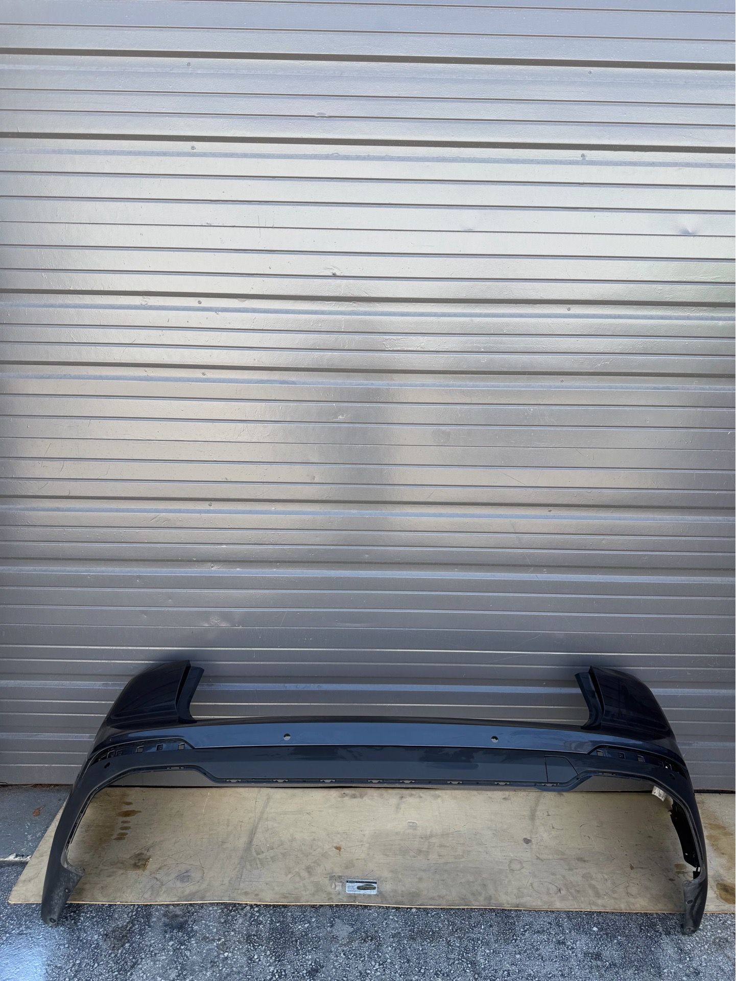BMW X3 G01 LCI ORIGINAL BASE REAR BUMPER COVER WITH DIFFUSER 2022/2023/2024