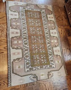 Vintage Turkish Oushak Wool Area Rug/ Handmade wool area rug (3x4.5)