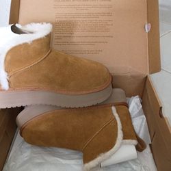 Koolaburra UGG Sz 8 