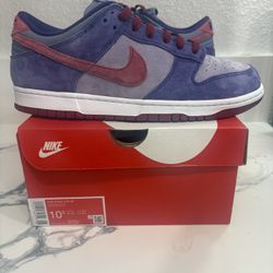Nike Dunk  Size 10.5