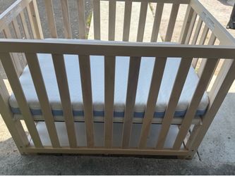 Baby crib