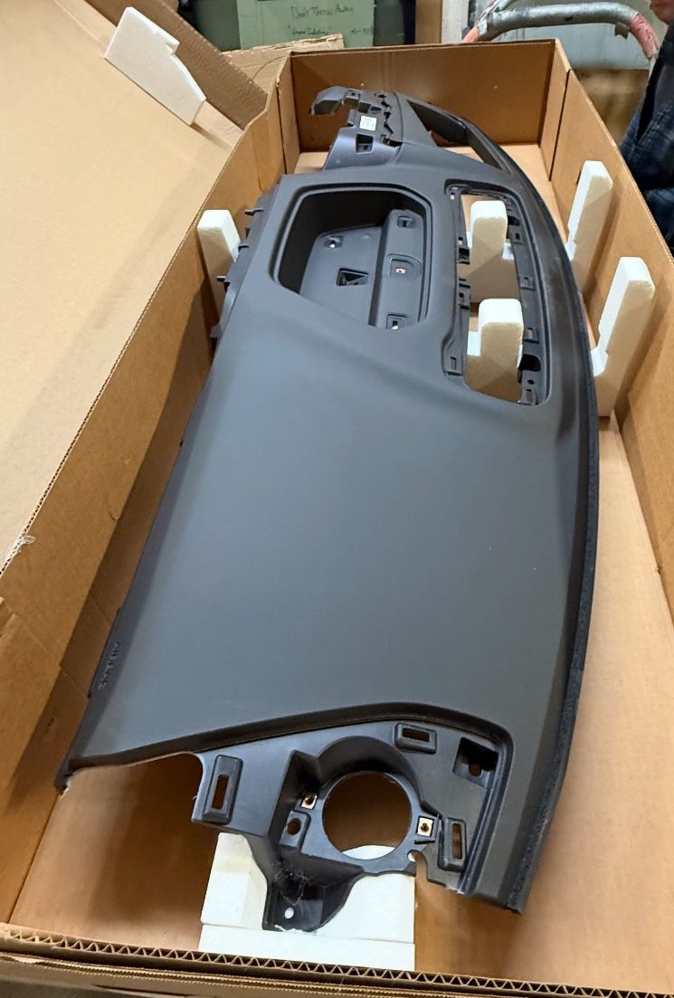 GMC Sierra 1(contact info removed)-2023 Dash
