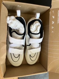 Men’s like new size 11 Nike spin shoes