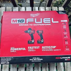 Milwaukee FUEL set 290$ FiRM Milwaukee drill impact 2 5ah battery charger