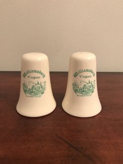 Williamsburg, Virginia Salt And Pepper Shakers