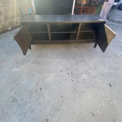 TV  Table