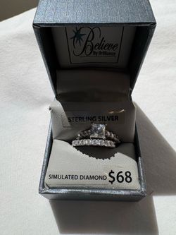 Simulated Diamond 💍 Size 7