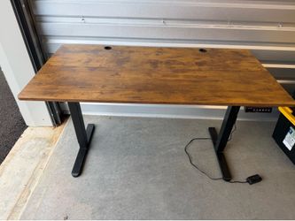 55” Electric Standing Desk w/ Memory Settings
