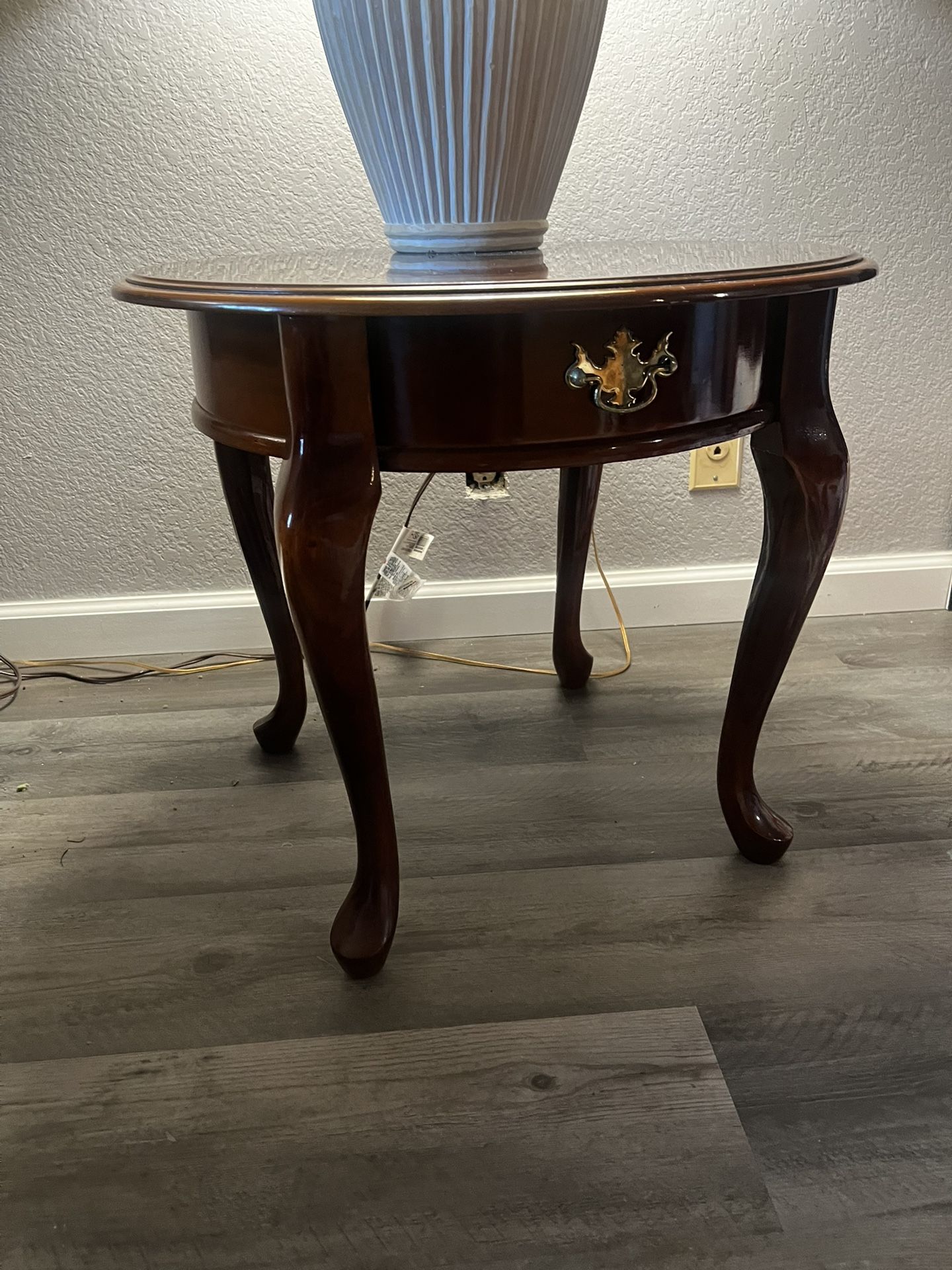 2 End Tables
