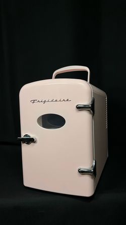 Frigidaire 6-can Mini Fridge Pink Retro