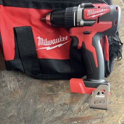 MILWAUKEE BRUSHLESS DRILL DRIVER