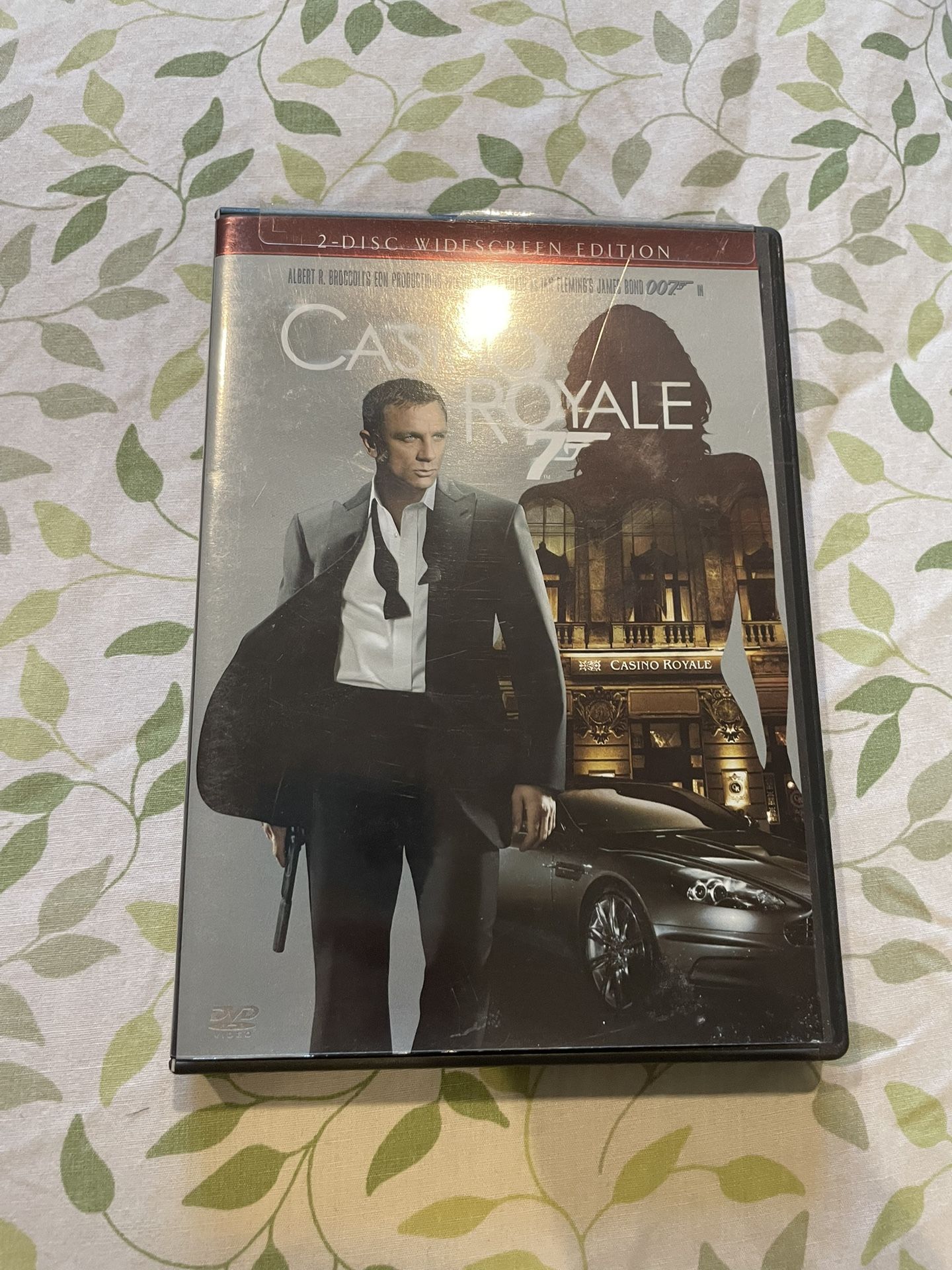 Casino Royale (DVD, 2007, 2-Disc Set, Widescreen)