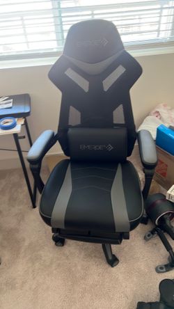 Gaming chair