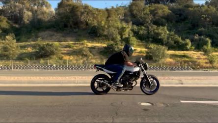 2019- SV650 X