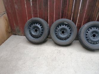 Studless snow tires Toyo