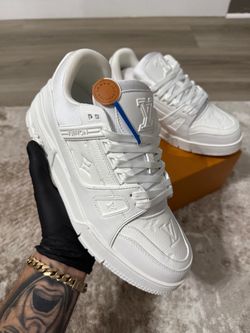 Men shoes Louis Vuitton LV Trainer
