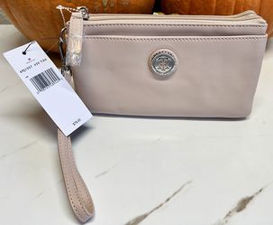 Tommy Hilfiger Nude Pink Wristlet Wallet