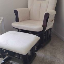 Doral Living Glider Rocker & Ottoman 