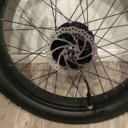 26” Inch Fat Tire Rear Whee e shows a Chaoyang 26-inch rear wheel with a fat t r:Includes a motor for electric bike conversion.  52v1000W