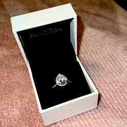 Pandora Ring (Size 7) 