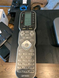 URC Mx-900 home theatre remote w base station and RF sensor