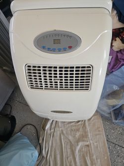 Air-conditioned READ has all the parts except the pipe, which broke and is missing; it's the 4-inch pipe.