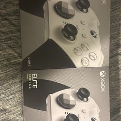 2 Xbox Elite Series 2 Wireless Controllers