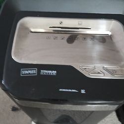 Black Paper Shredder