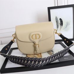 Dior large Bobby bag Color beige 