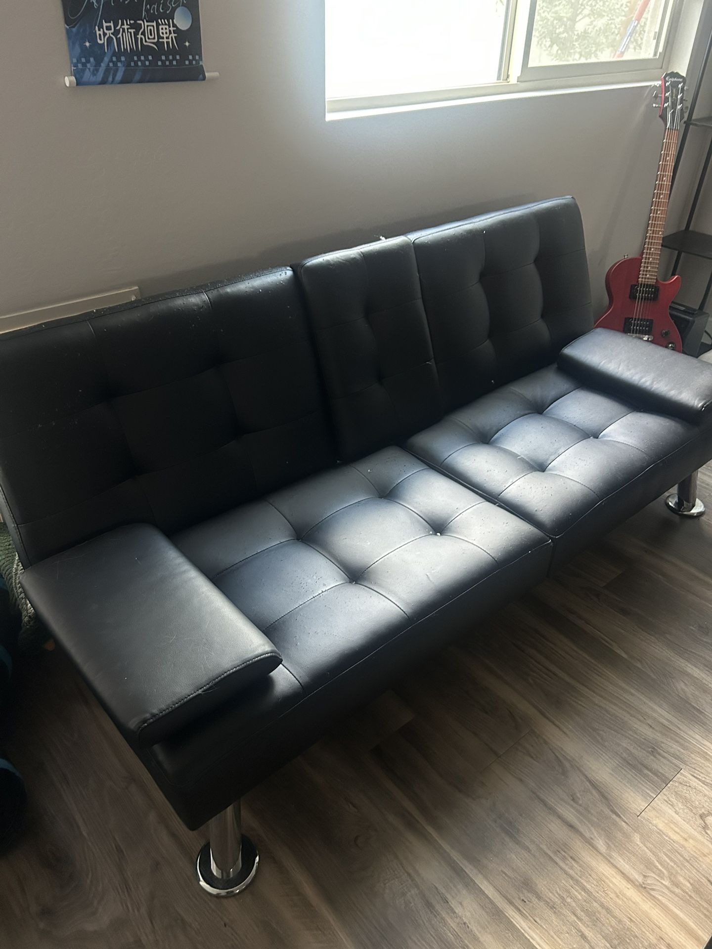 Black Futon