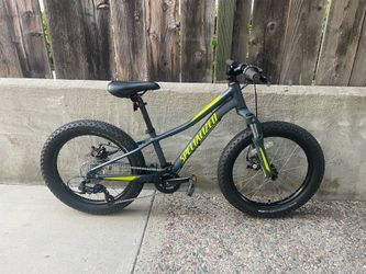 Specialized Riprock 20” Tires 7 Speed Kids Mountain Bike