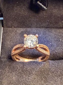 💎 14K Rose Gold Ring – Size 5.5 – Pear-Shaped Stone & Diamond Accents