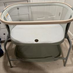 Baby Bassinet Maxi Cosi