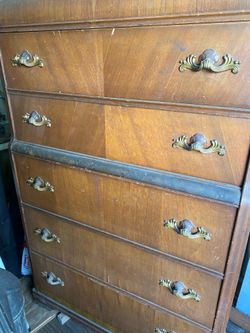 Dresser 5 drawers “Waterfall”