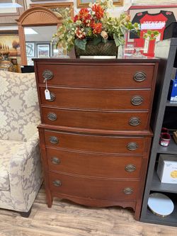 Chest of Drawers 